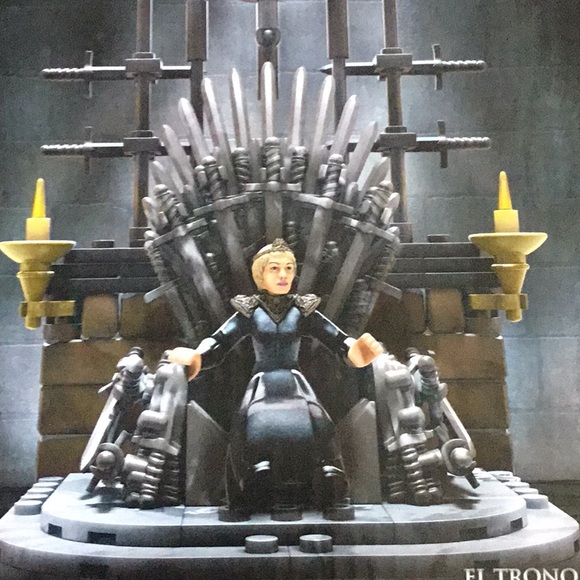 Game of Thrones Iron Throne building set NIB - Picture 3 of 7
